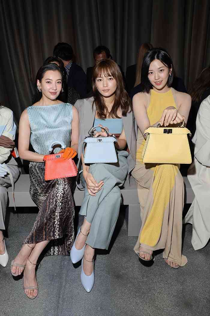 川口春奈　最新の姿に仰天！スタイル抜群ワンピースに「ズキュ～ン」「色っぽいよ」「大人の雰囲気」