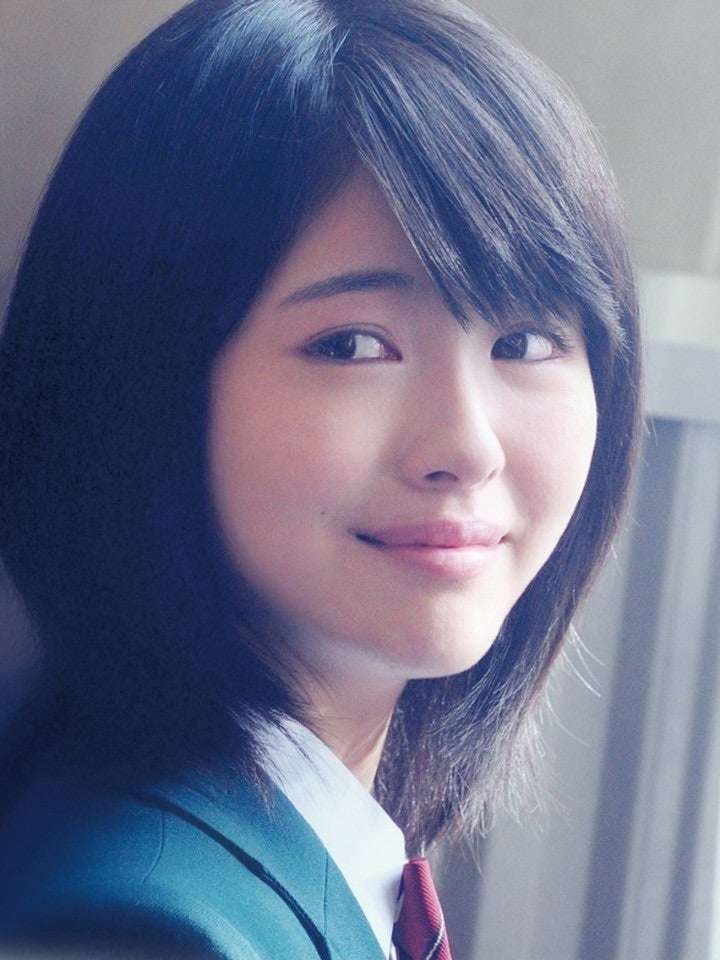 浜辺美波　最新近影のフェイスライン“ほっそり激変”に心配の声も…『24時間テレビ』から続く、多忙への懸念