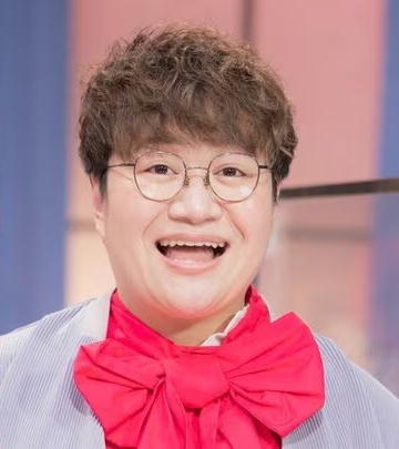 近藤春菜、クリスマスイブのホテル大浴場で男性と間違われる→「女だよ」と返すと「メリークリスマス」と言われる