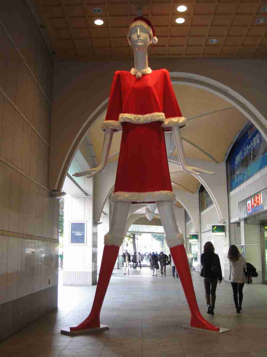 百貨店で働いてる人