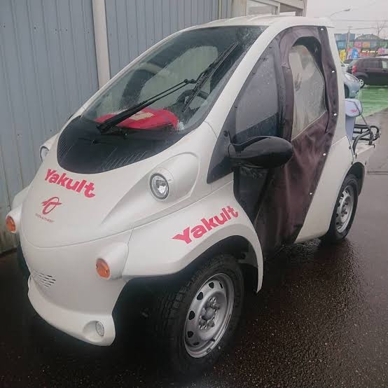 ペーパードライバー歴が長い人が運転しやすい車を教えてください