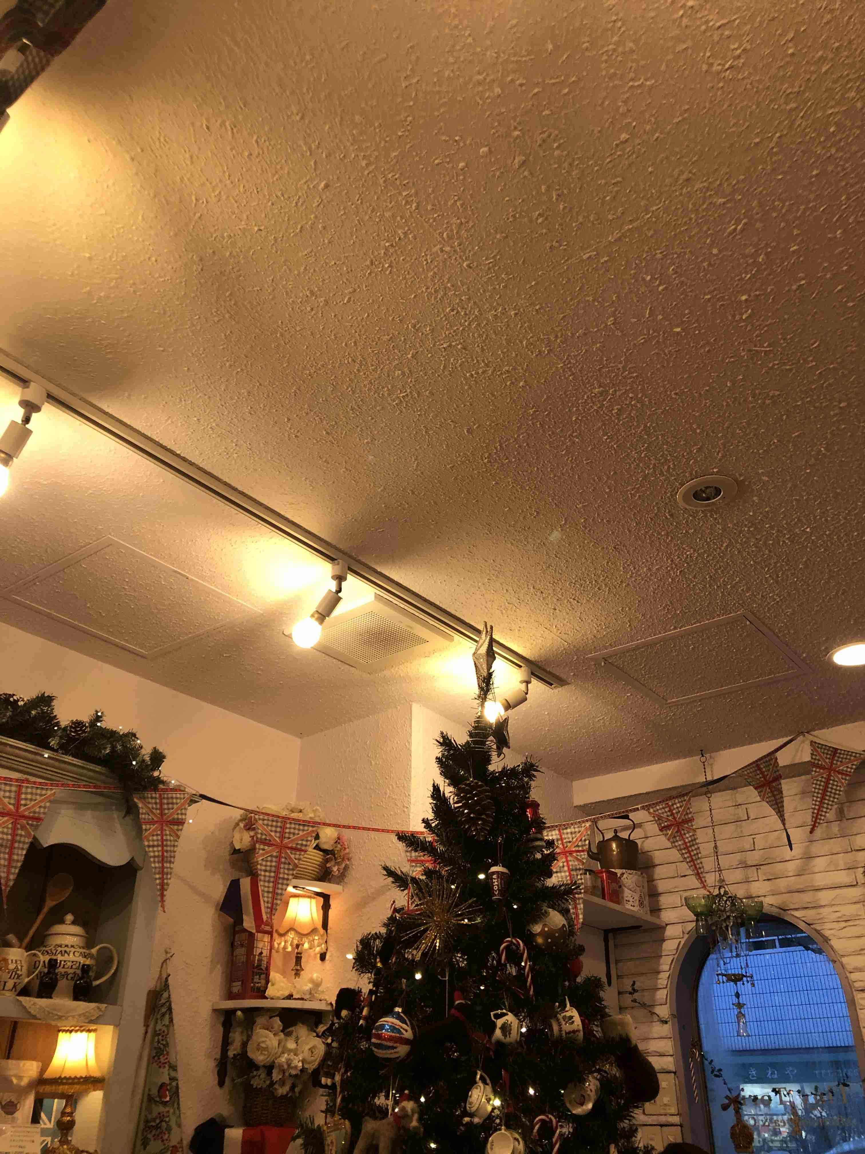 街中のクリスマスぽい写真見せてください