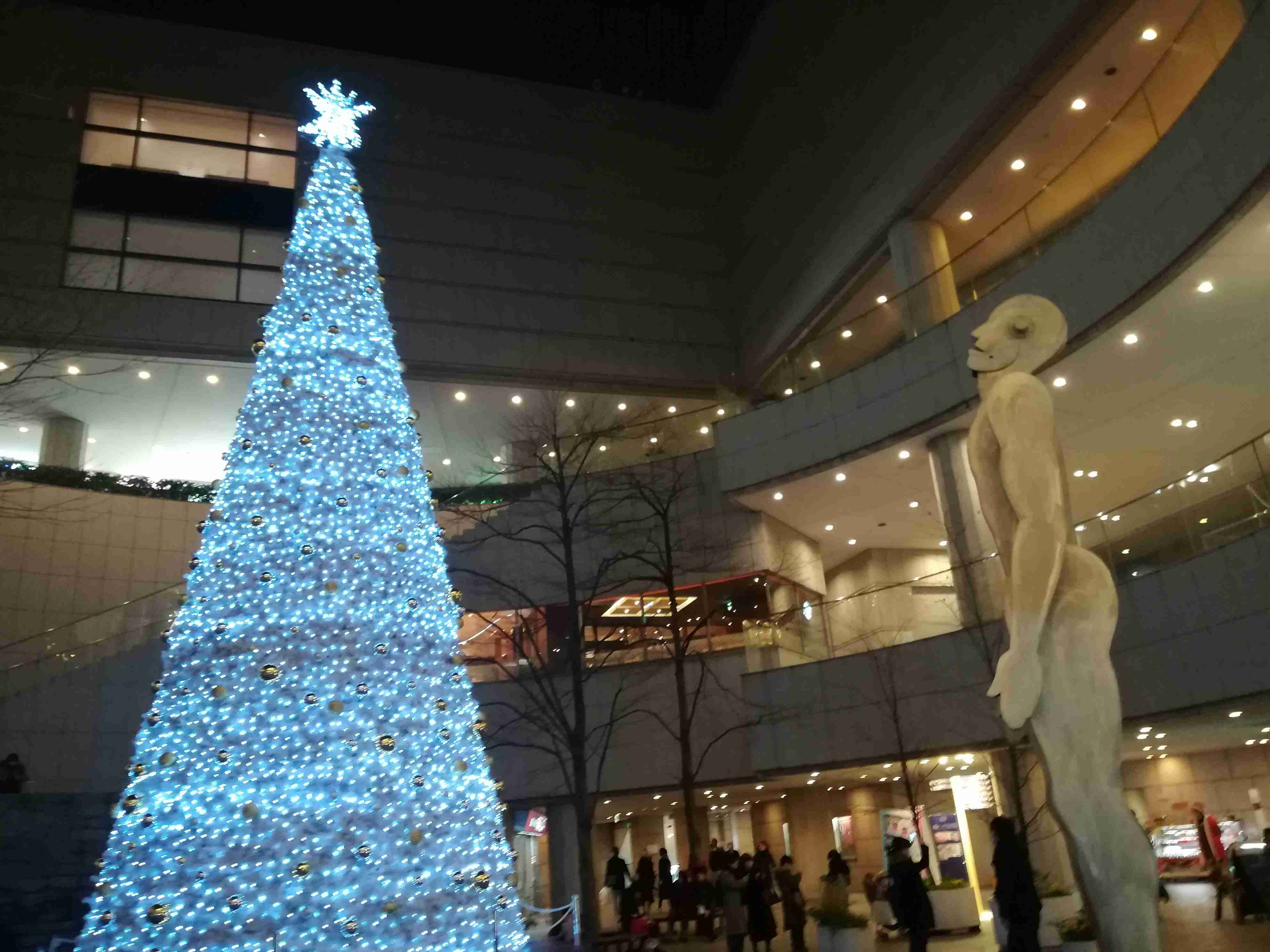 街中のクリスマスぽい写真見せてください
