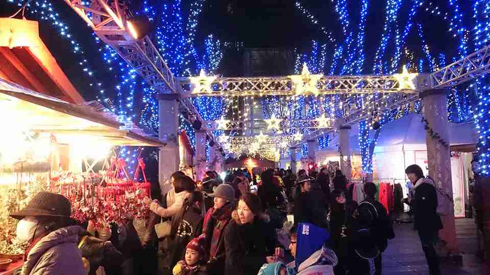街中のクリスマスぽい写真見せてください