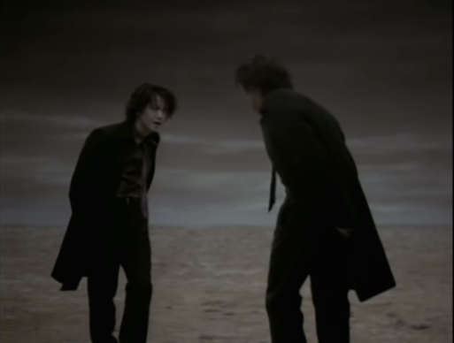 胸に刺さる冬うたと年齢を教えて下さい