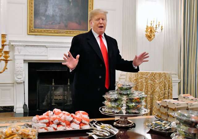 マクドナルドで爆食い!何をどれだけ食べられますか?