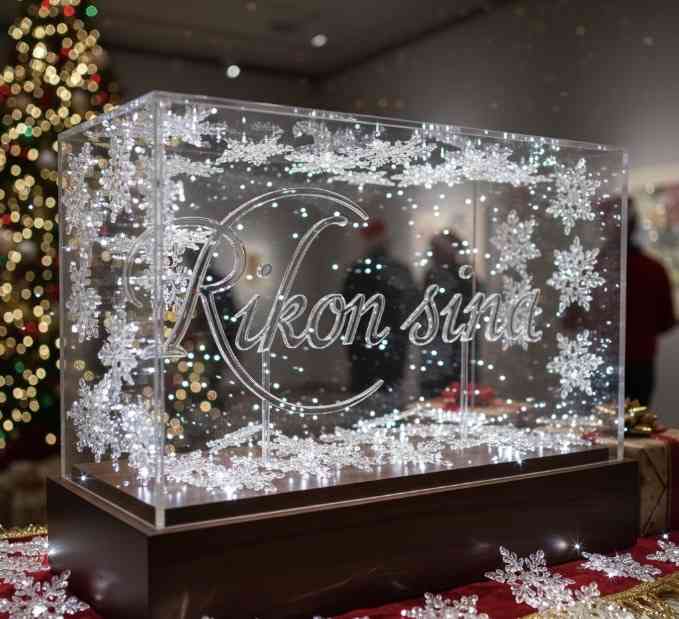 家庭円満、子煩悩アピールする男性