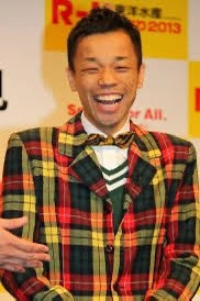 “イタいおばさん”呼ばわりが止まらない…「好きな服を着ているだけで叩かれる現象」はなぜ繰り返されるのか