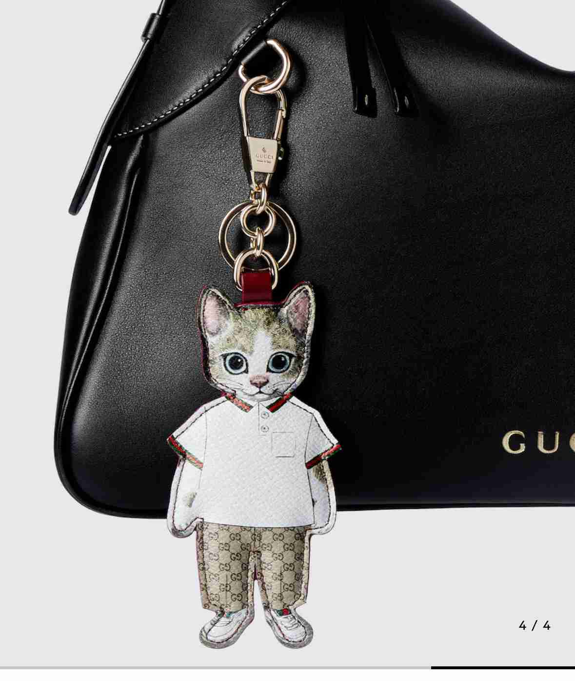 カバンにぬいぐるみ付けてますか？