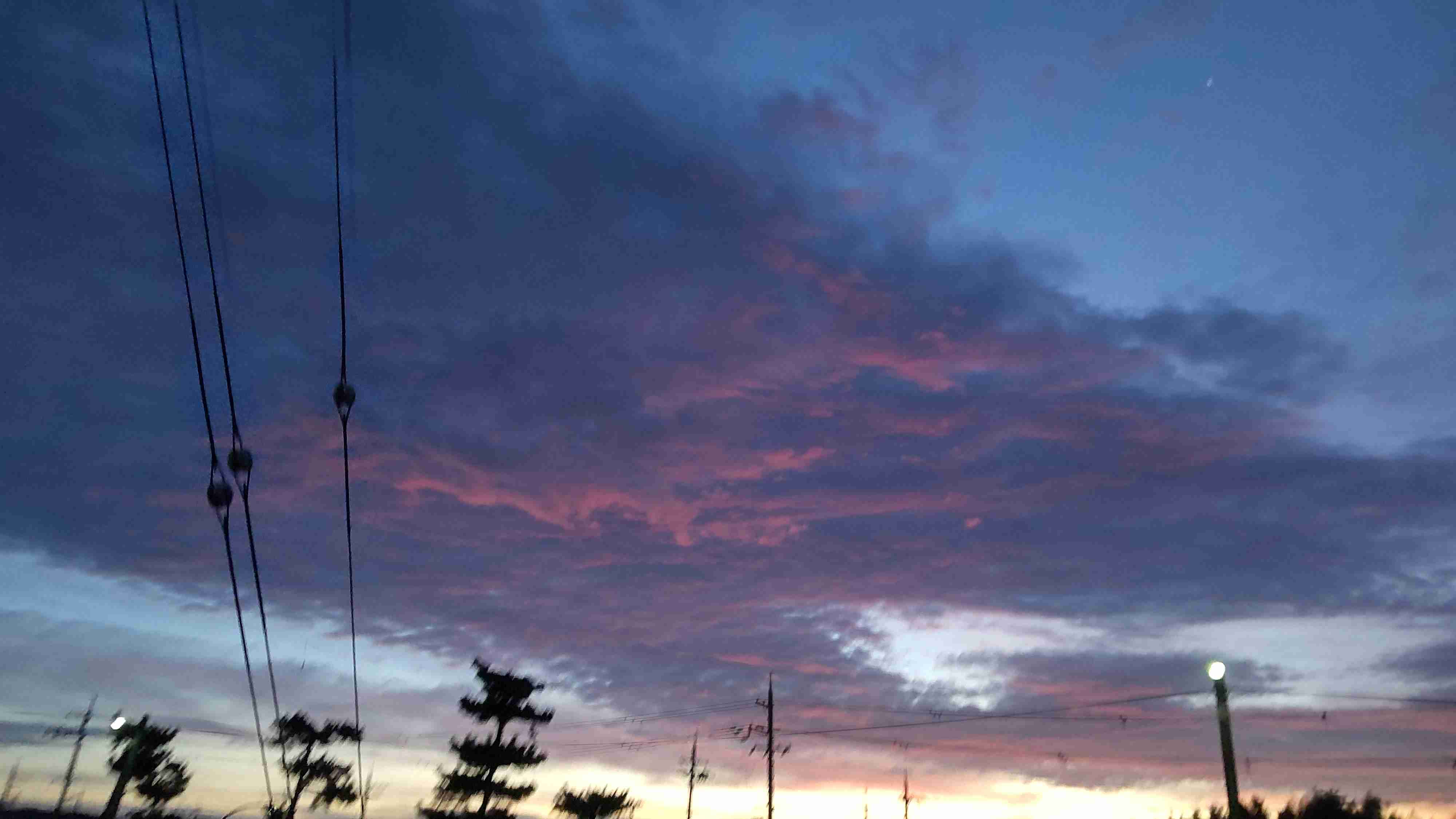 皆さんが撮った空の画像を見せて下さい