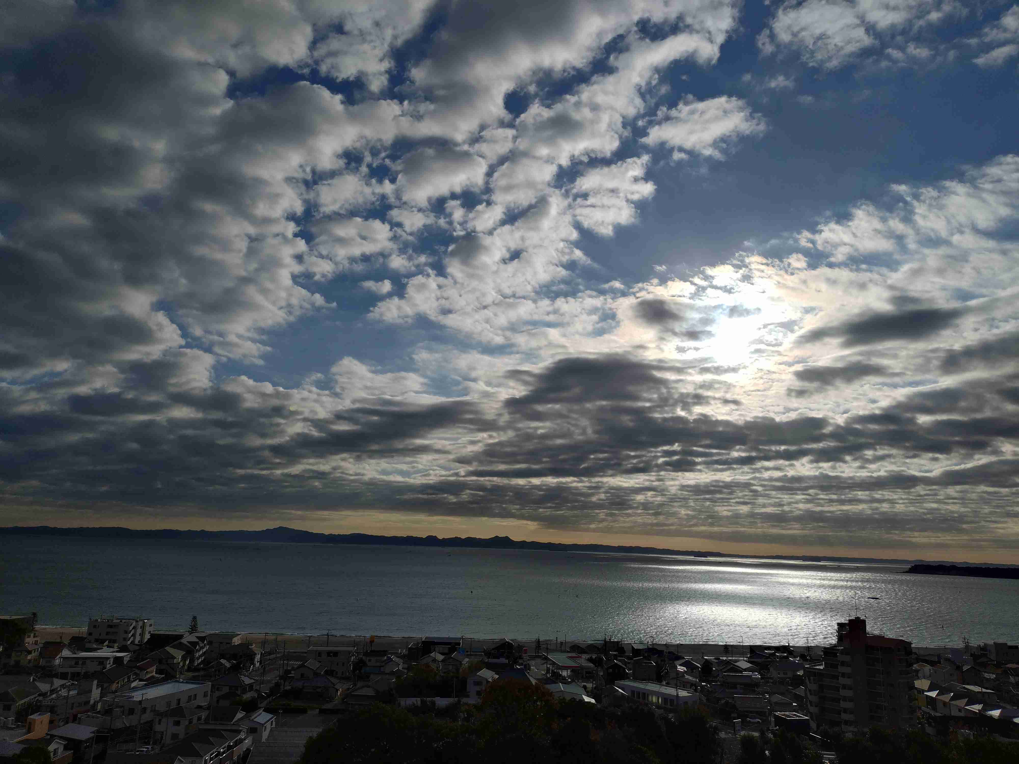 皆さんが撮った空の画像を見せて下さい