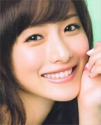 人の歯って気になりますか？