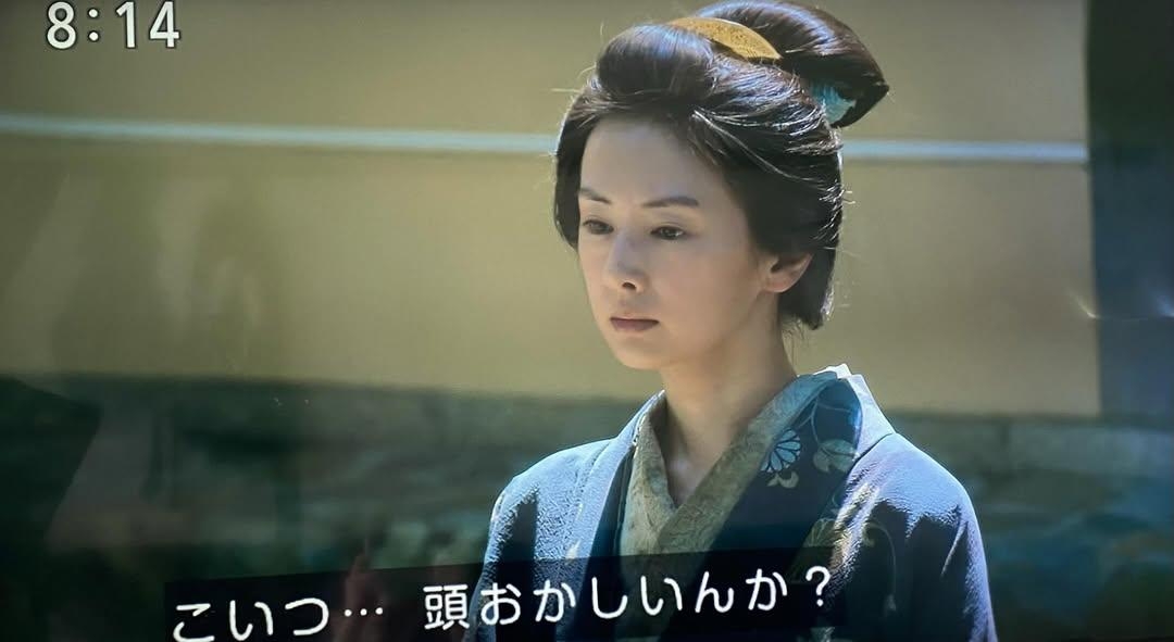 立憲・小宮山議員、「牛乳=白い水」投稿を削除 批判殺到で「大変失礼申し上げました」