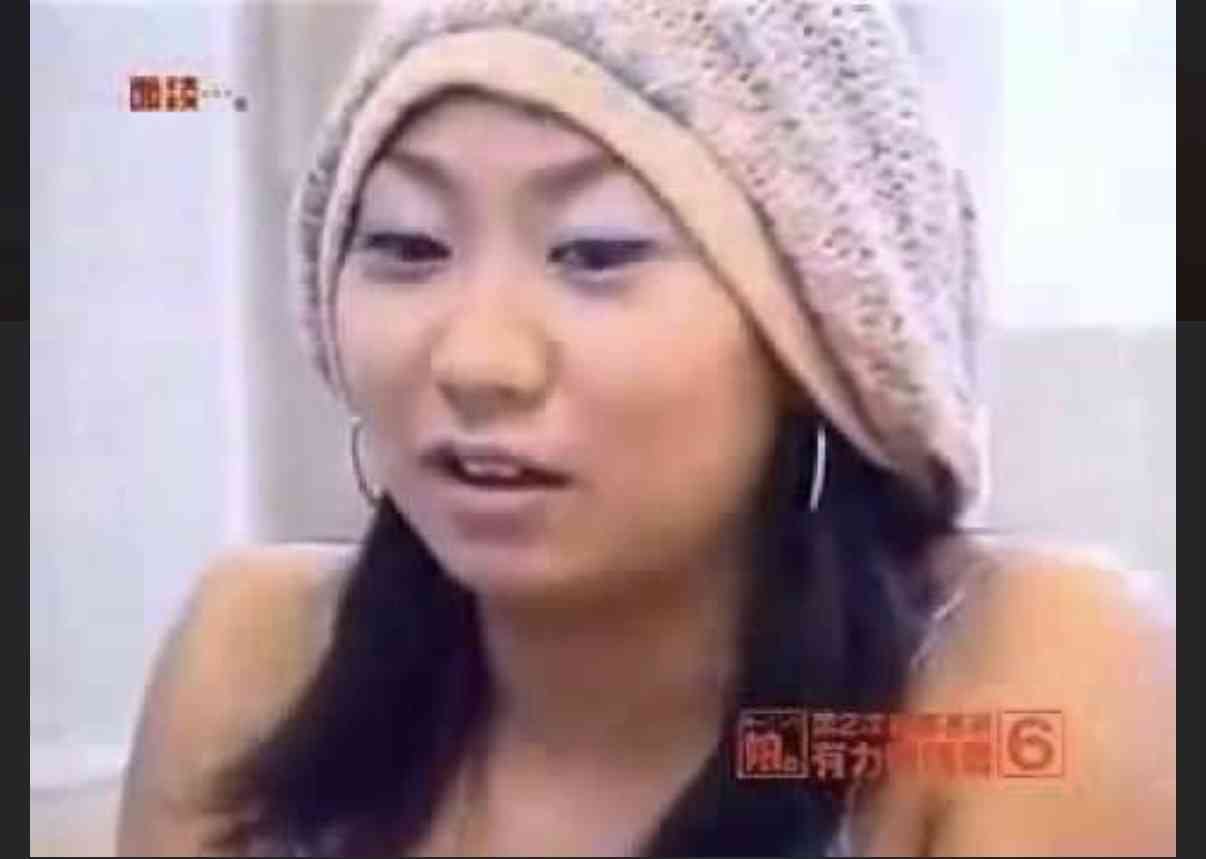 「細いですね～」倖田來未、際どい衣装のバチイケショット！「さすがクイーン」「カッコよすぎる」「くぅちゃんしか着こなせない」