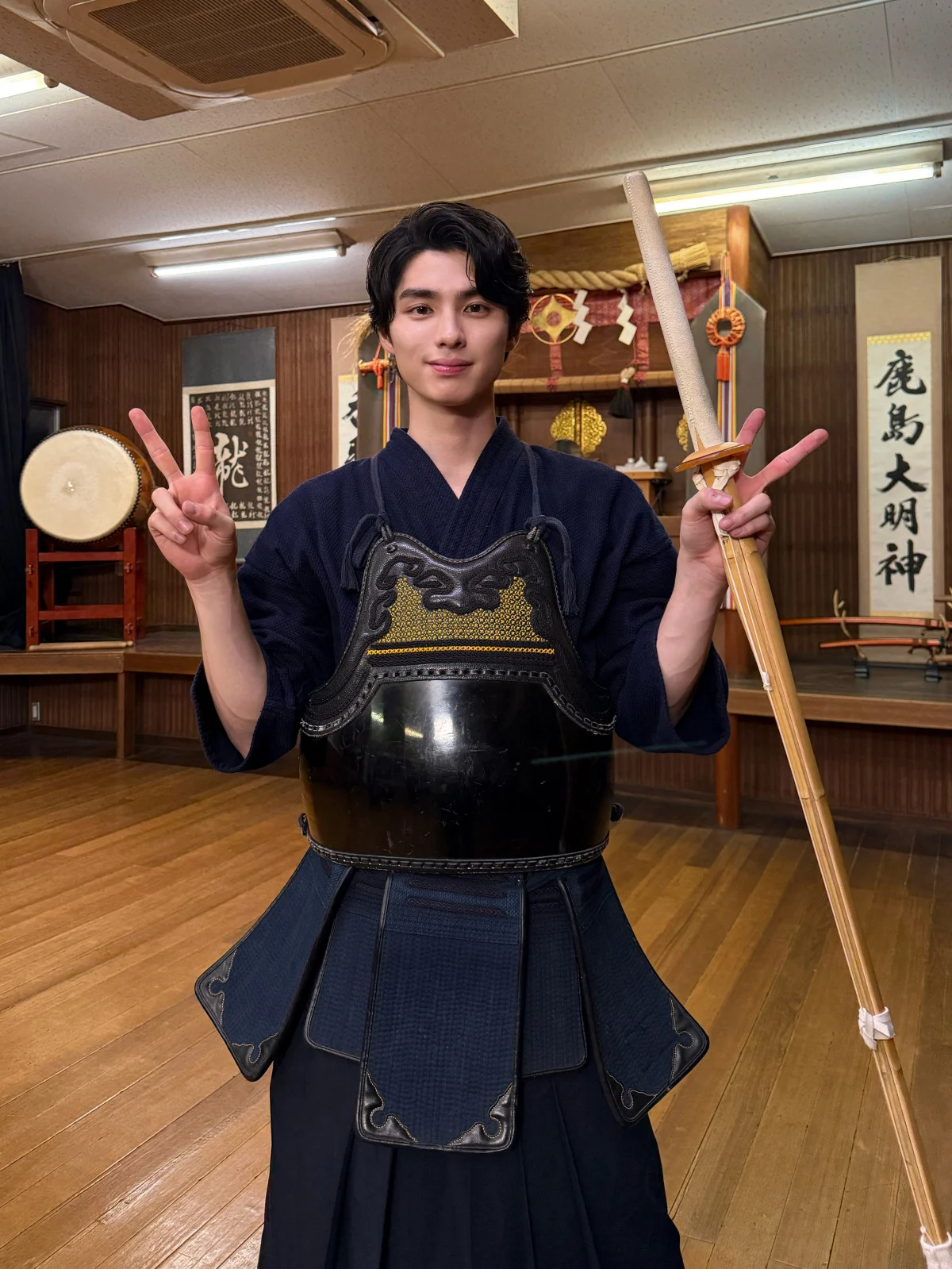 本田響矢、金髪イメチェン姿が話題「別人級」「ビジュ爆発」