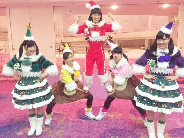 サンタ姿の芸能人が見たい