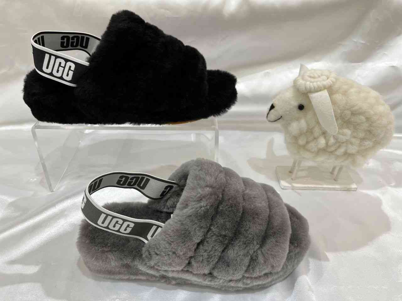 ハンズフリー靴　手を使わず履ける靴