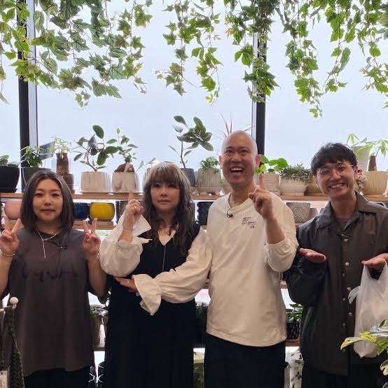 バキバキ肉体のコロチキ西野、「食べ過ぎた次の日に絶対やってはいけない」3つのNG行為...力説