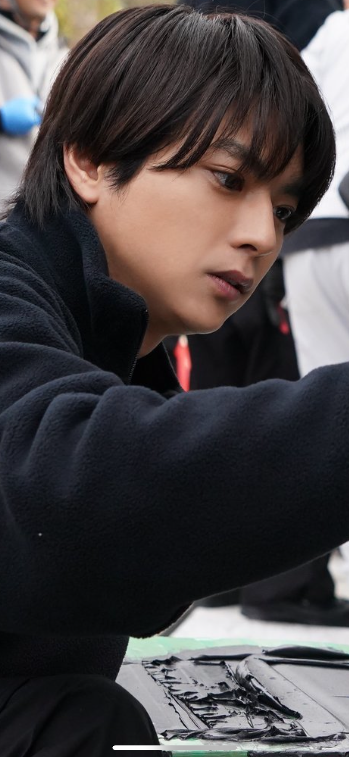 timelesz佐藤勝利・橋本将生・猪俣周杜、ヒロミリホームに助っ人参戦 門の塗装&生コンクリート流し込み