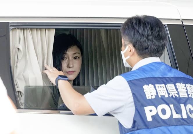 《時速180キロで暴走…》広末涼子の“2026年版カレンダー”は実現するのか　“気が引けて”一度は制作を断念　最近はグループチャットに頻繁に“降臨”も