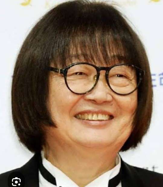 じゃあおばさんぽくないファッションを教えてよ