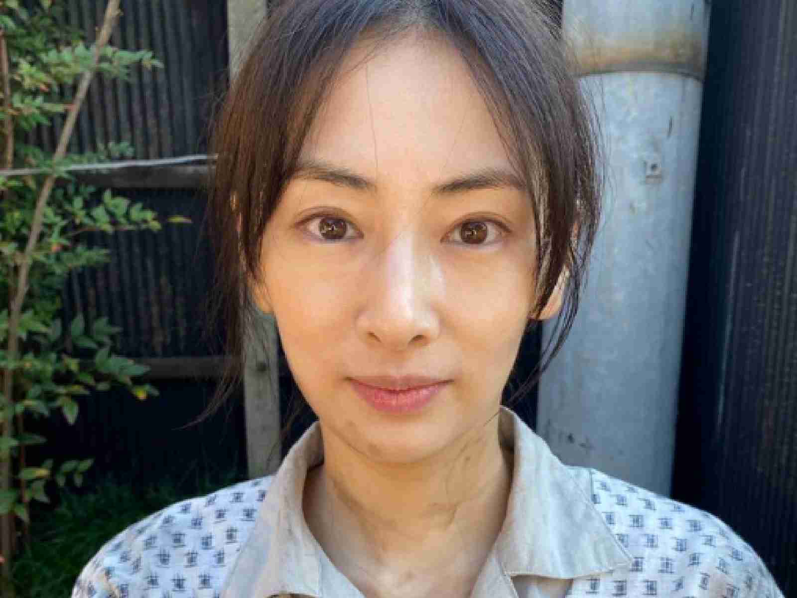 すっぴん部屋着で来客対応しますか?