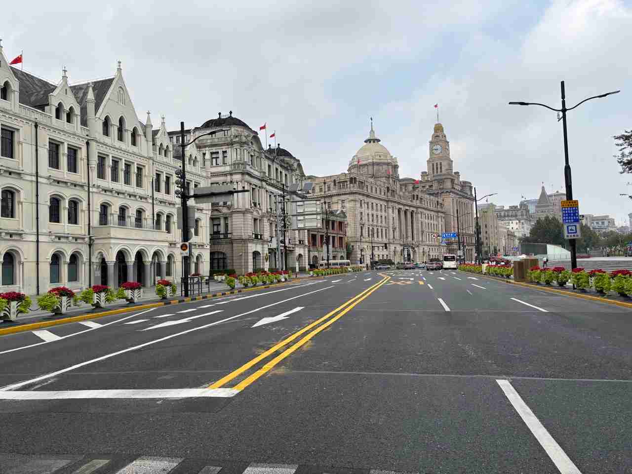 《函館繁華街火災》現場近くで“火事場泥棒”窃盗事件相次ぐ デパートで漫画万引き、取材のテレビカメラが被害に