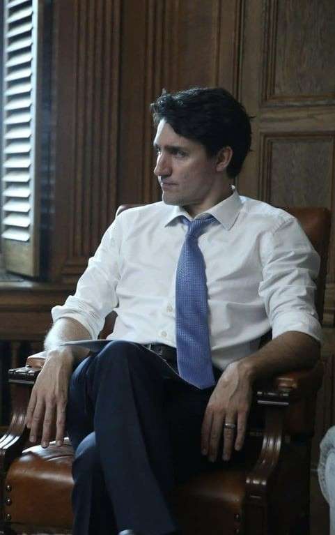 ケイティ・ペリー、来日2ショットでトルドー元カナダ首相との交際をインスタグラムで公表