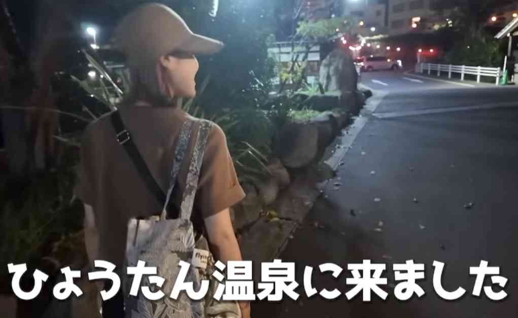 何かに怯えて生きてる人