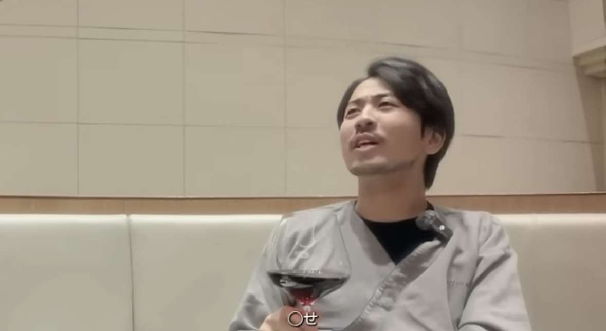 何かに怯えて生きてる人