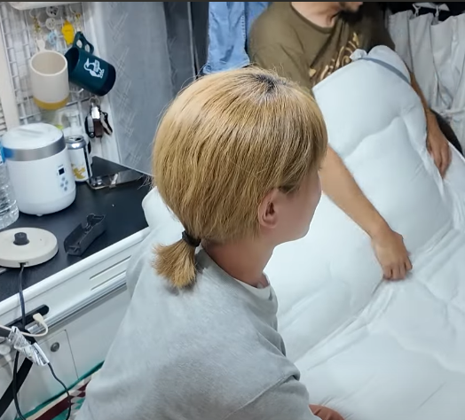 何かに怯えて生きてる人