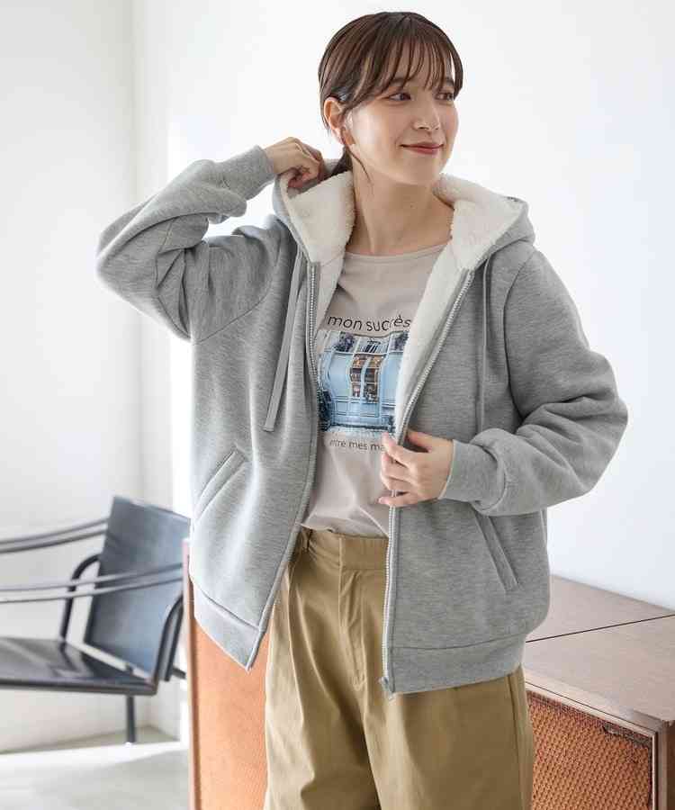 ダウンは着ない人