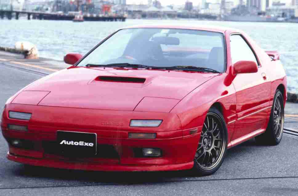 初めて買った車は何でしたか?