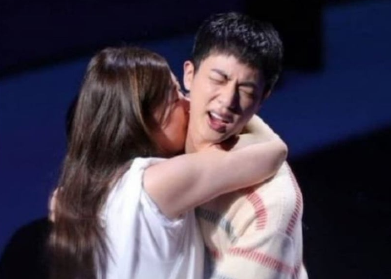綾瀬はるか、4年ぶりの紅白司会で恋人SixTONESジェシーと初共演へ　過去の紅白では“匂わせ”“カップル対決”“抱擁”も　どんな演出が飛び出すか