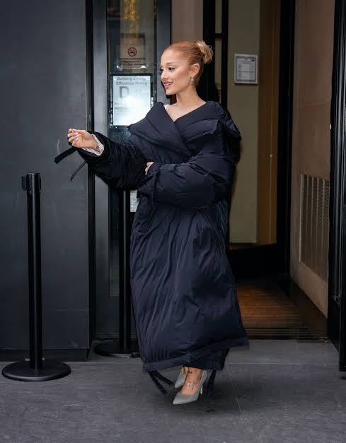 ロングダウンでお洒落感を出す方法