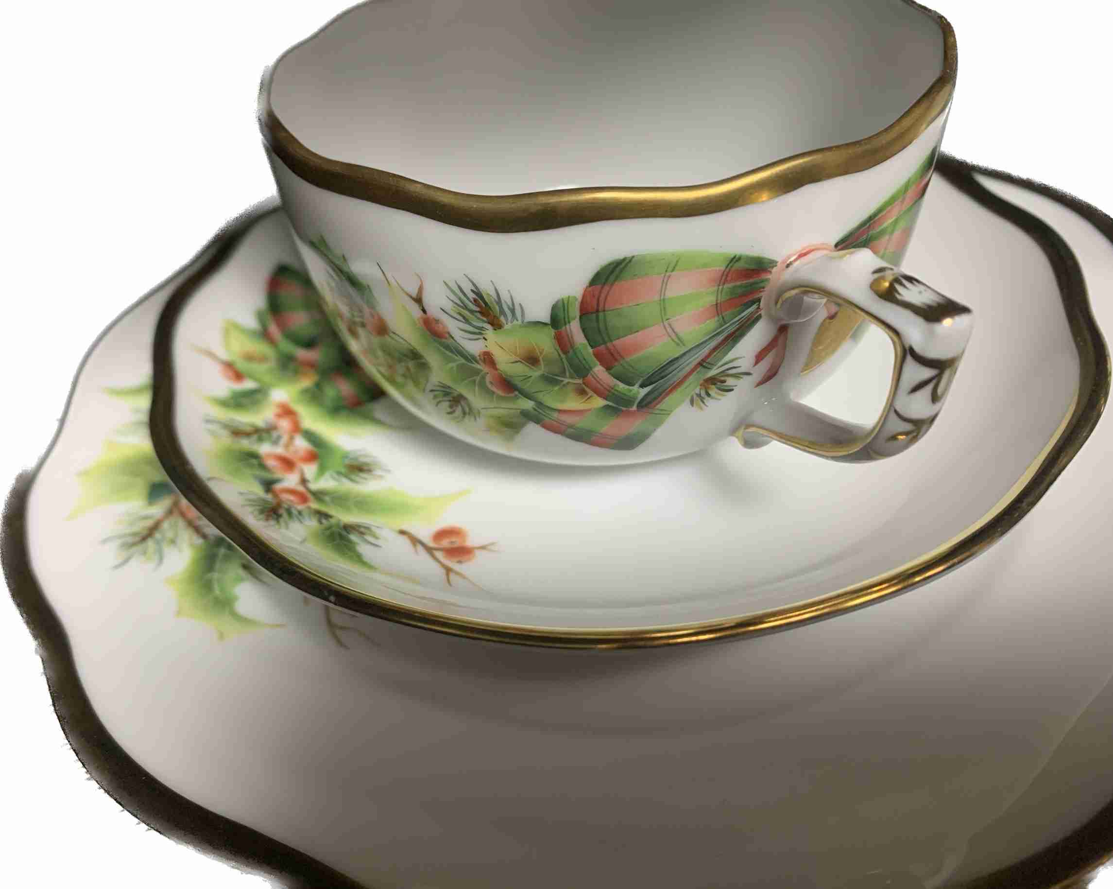 素敵なソーサー&カップのセットが見たい☕