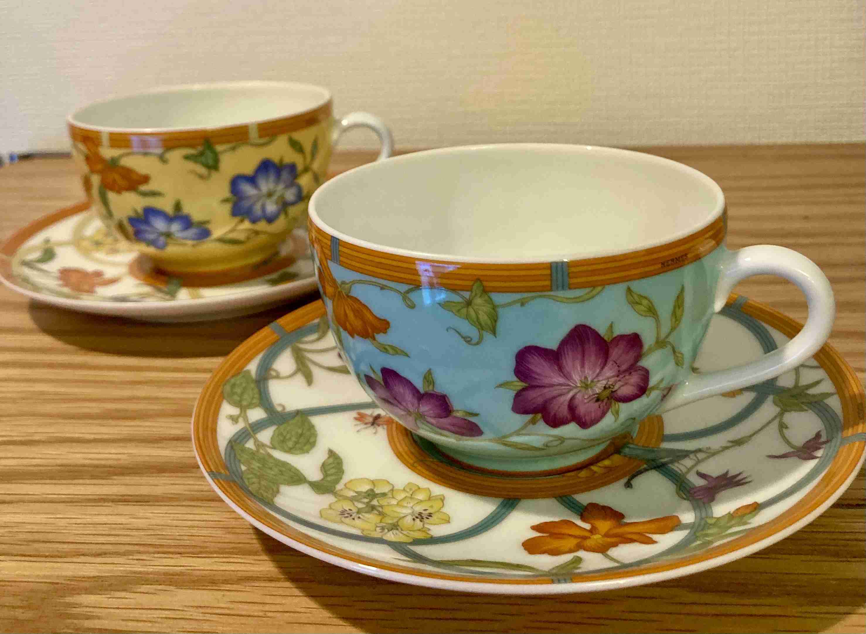 素敵なソーサー&カップのセットが見たい☕