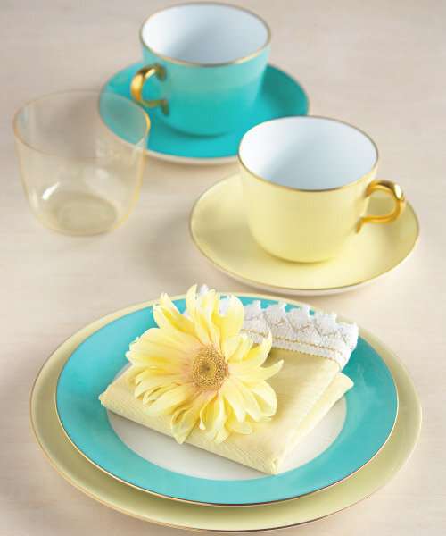 素敵なソーサー&カップのセットが見たい☕