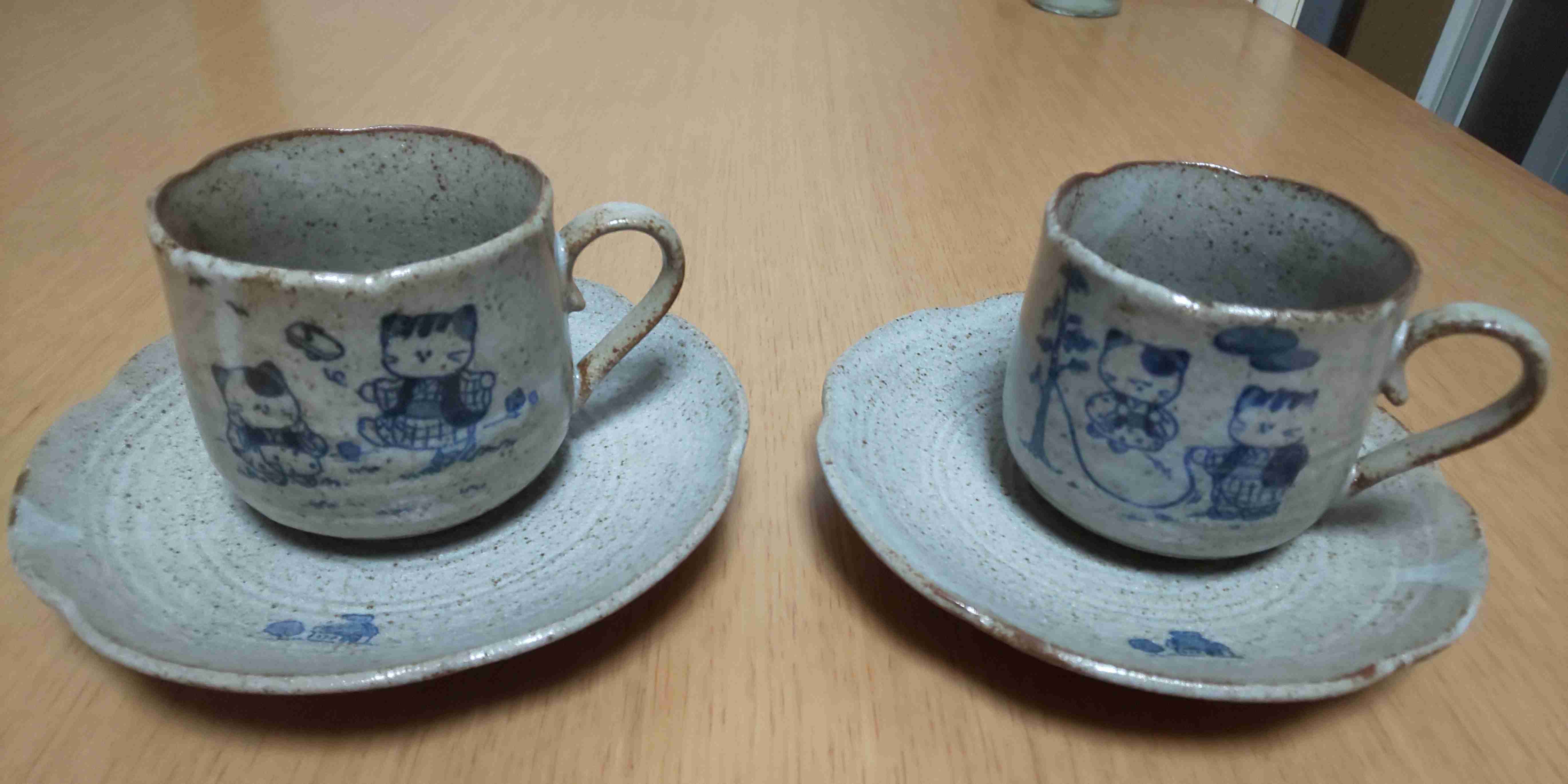 素敵なソーサー&カップのセットが見たい☕