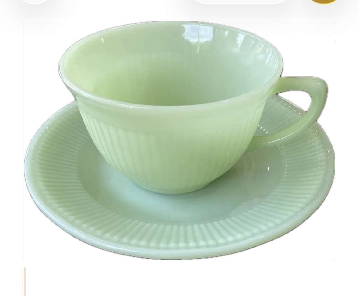 素敵なソーサー&カップのセットが見たい☕