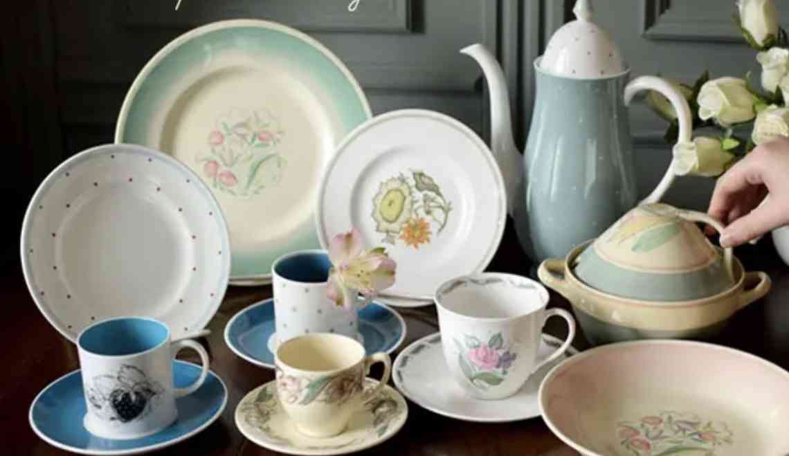 素敵なソーサー&カップのセットが見たい☕