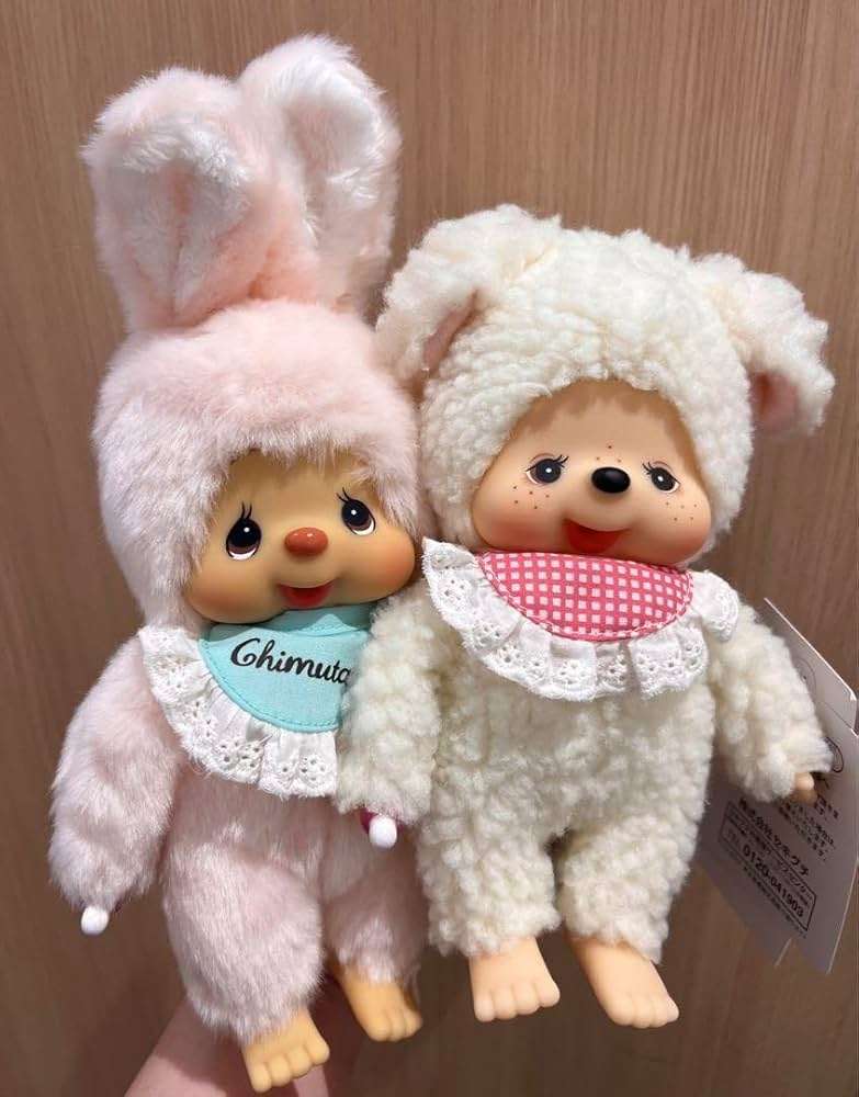 「ラブブ」の次はこれ!昭和レトロキャラ「モンチッチ」が世界的再ブーム!売上2倍増の裏に“令和版”の進化