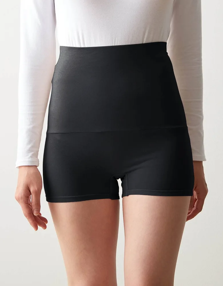 オーバーショーツって何を使ってますか？