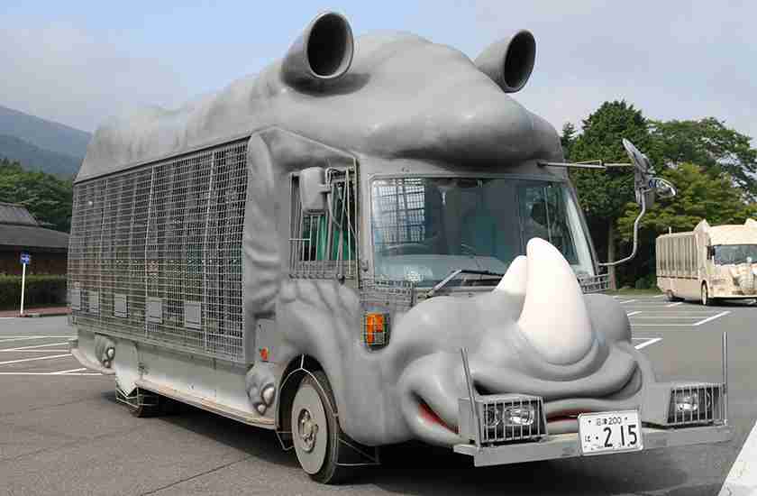 新聞配達中の70代夫婦、クマに襲われ救急搬送…ともに顔面から出血