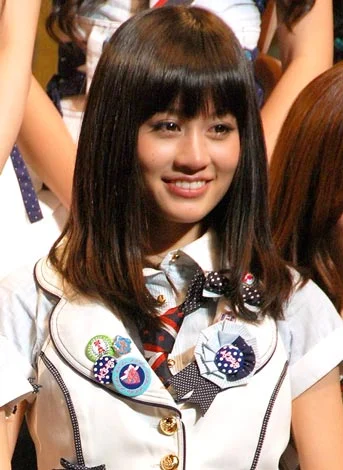 AKB前田敦子&大島優子が紅白歌合戦で限定復活！ 衝撃の内定情報が！《神7の多くが出場》《『ヘビーローテーション』など黄金期メドレーを披露する》