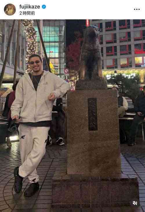 職場でも「スウェットパンツ」なぜ人気?おしゃれに着こなす今風スタイルとは?【THE TIME,】