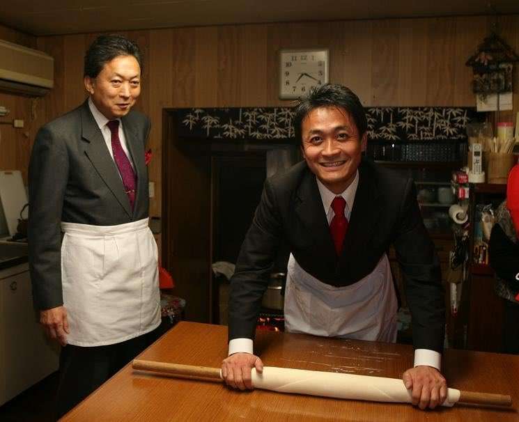 「悪質な生成AI画像かと思った」国民民主・玉木代表が笑顔で「生理用品の無償配布」呼びかけ…政策＆ポスター画像に不評続出