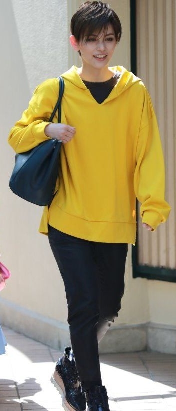 【宝塚】雪組トップ・朝美絢、軍服姿の“圧倒的美貌”にネット騒然！ 『波うららかに、めおと日和』ビジュアル公開に「完璧」「神かよ」「大優勝してる」の声