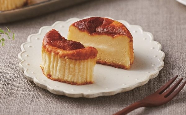 バスクチーズケーキが好きな人
