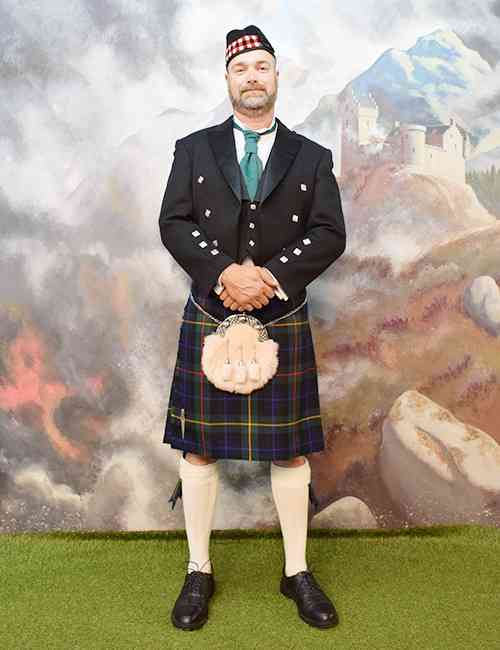 男子の「スカート制服」はアリ？ナシ？ 高校生1000人に聞いた“意外すぎる”本音と、女子高生のリアル